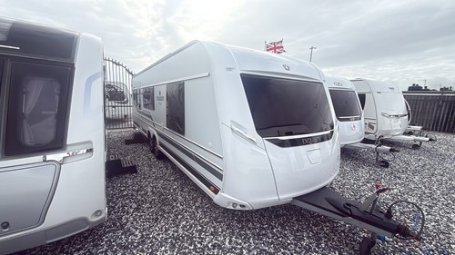 Lmc 695 vip - , caravan