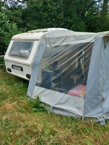 Mini caravan predom - mini, 2