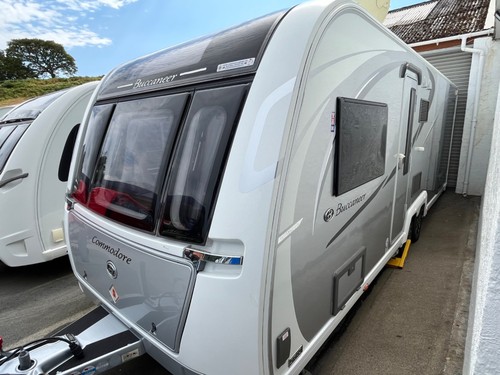 Buccaneer commodore caravan