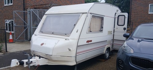 Caravan sprite alpine super - alpine,