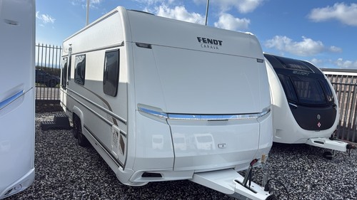 Fendt 650 palace caravan