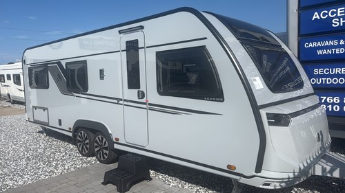 Knaus sidewind 650 - , caravan