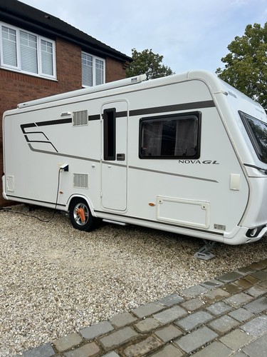 Hymer eriba nova 545 - -,