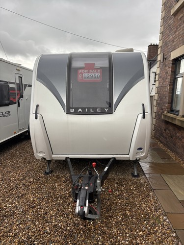 Bailey discovery caravan - bailey,