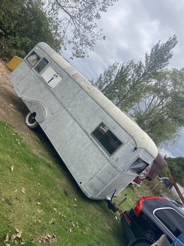 Vintage-Caravan-Showmen’s-gy